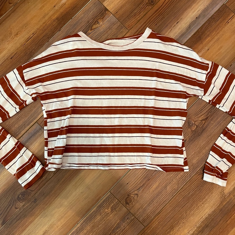 Cropped Charlotte Russe long sleeve